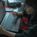 Willing but not yet ready and able? Teachers’ ongoing technology integration challenges