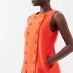 Forget neutrals and cluttercore and turn to solids